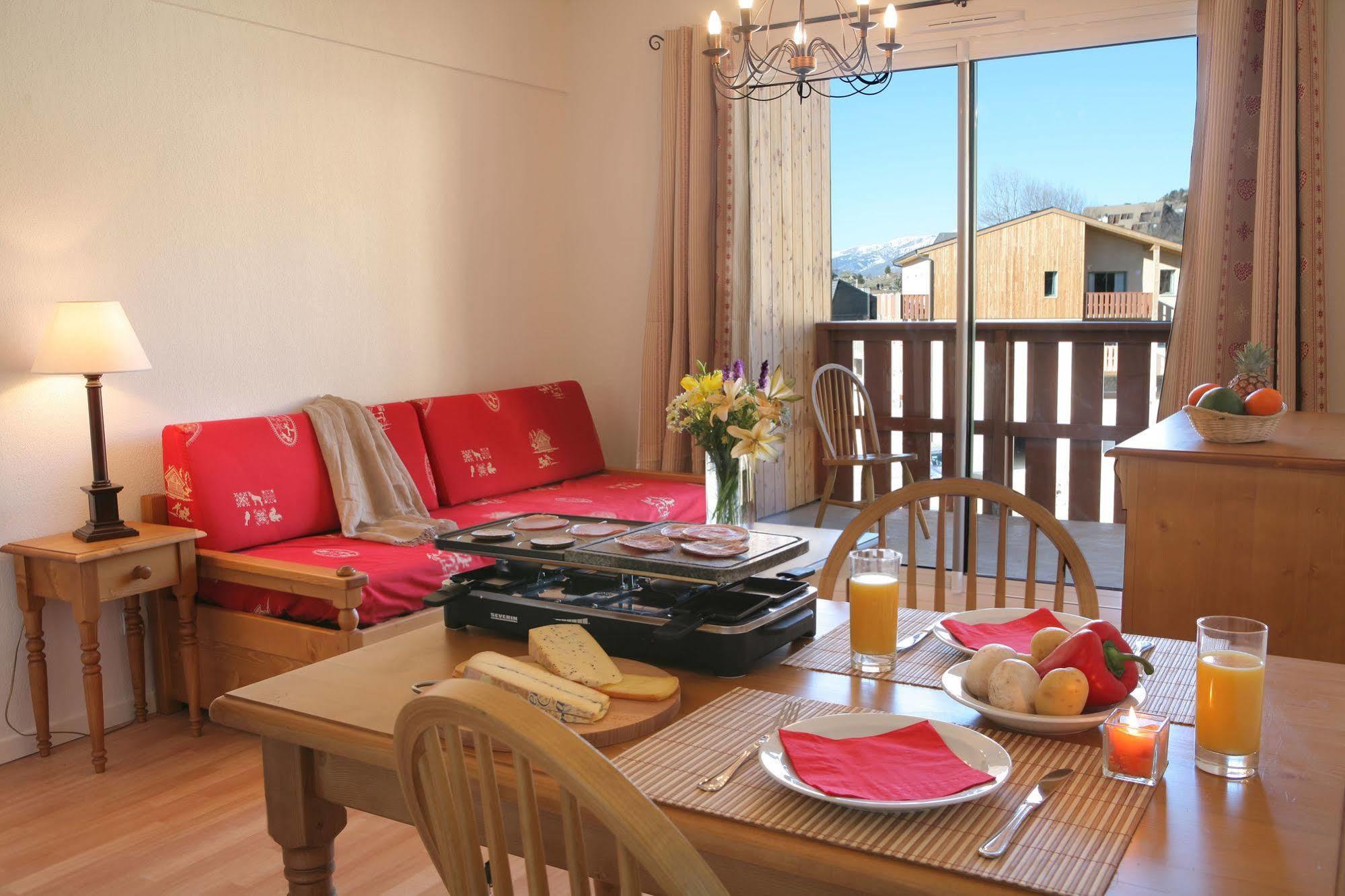 Font-Romeu-Odeillo-Via Residence Nemea Les Chalets Du Belvedere المظهر الخارجي الصورة